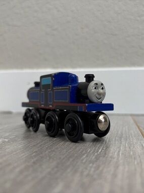Wooden Mighty Mac - Thomas & Friends